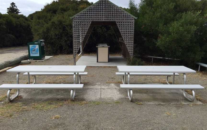 Yellow Beach Picnic Area, Lady Barron, TAS