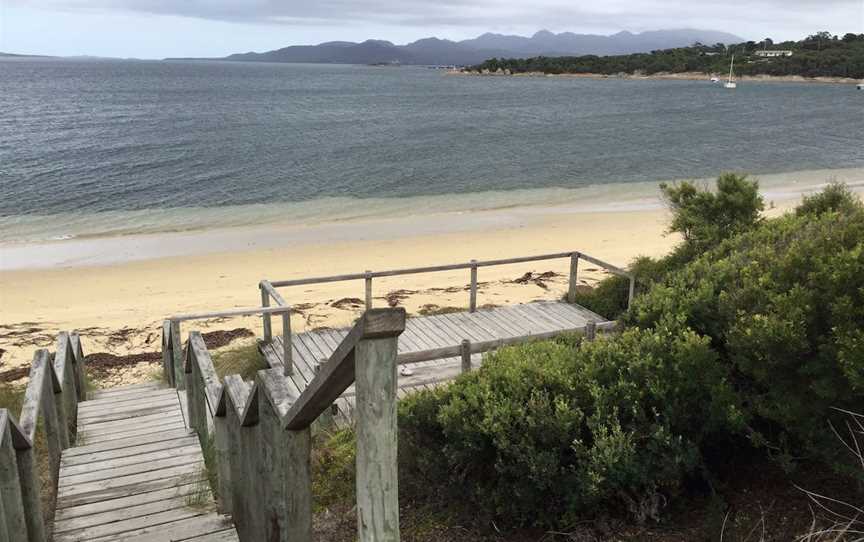 Yellow Beach Picnic Area, Lady Barron, TAS