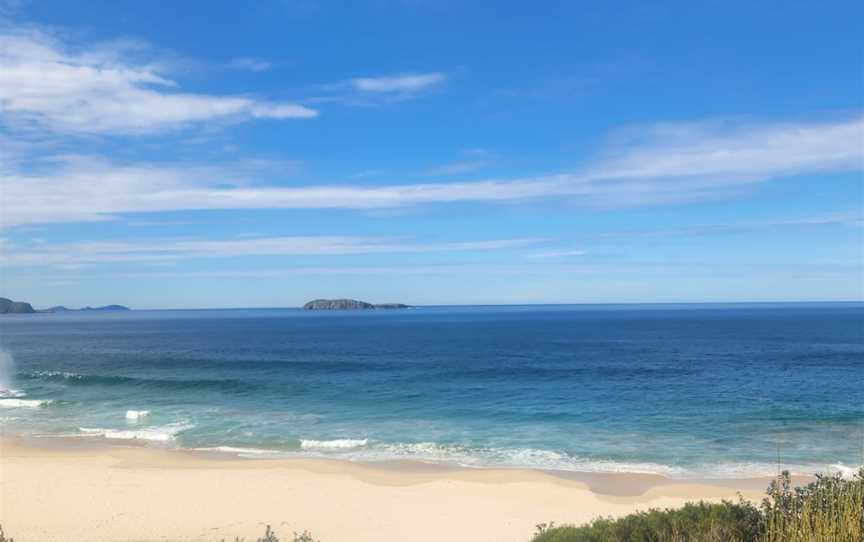 Wreck Beach walk, Shoal Bay, NSW