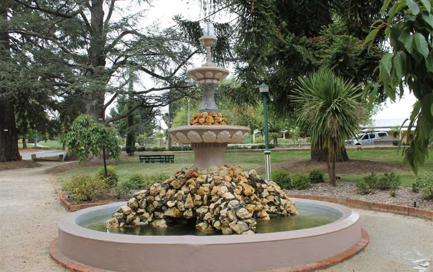 Town Hall Gardens, Beechworth, VIC