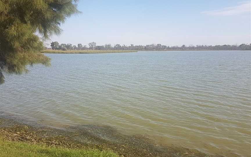 Gum Bend Lake, Condobolin, NSW