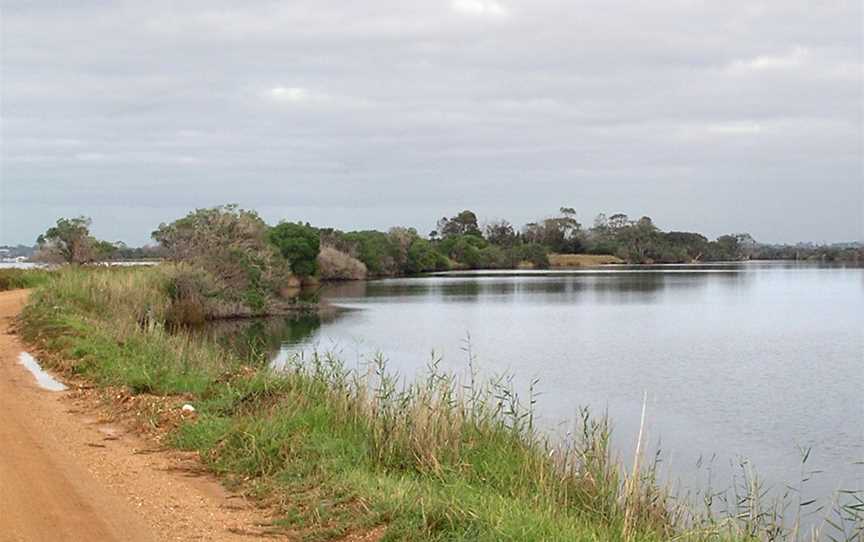 Mitchell River Silt Jetties, Eagle Point, VIC