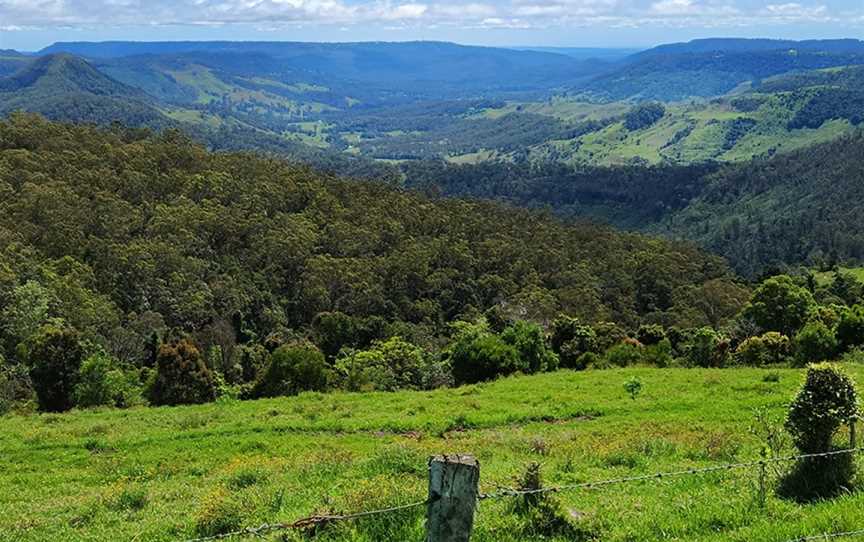 Kamarun Lookout, Cainbable, QLD