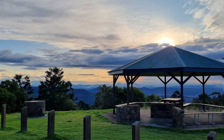 Kamarun Lookout, Cainbable, QLD