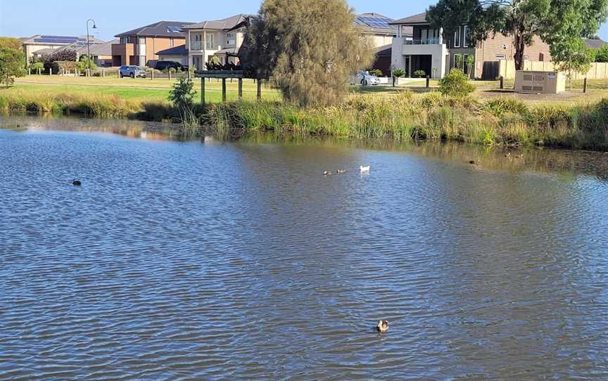 Marriott Waters Reserve, Lyndhurst, VIC