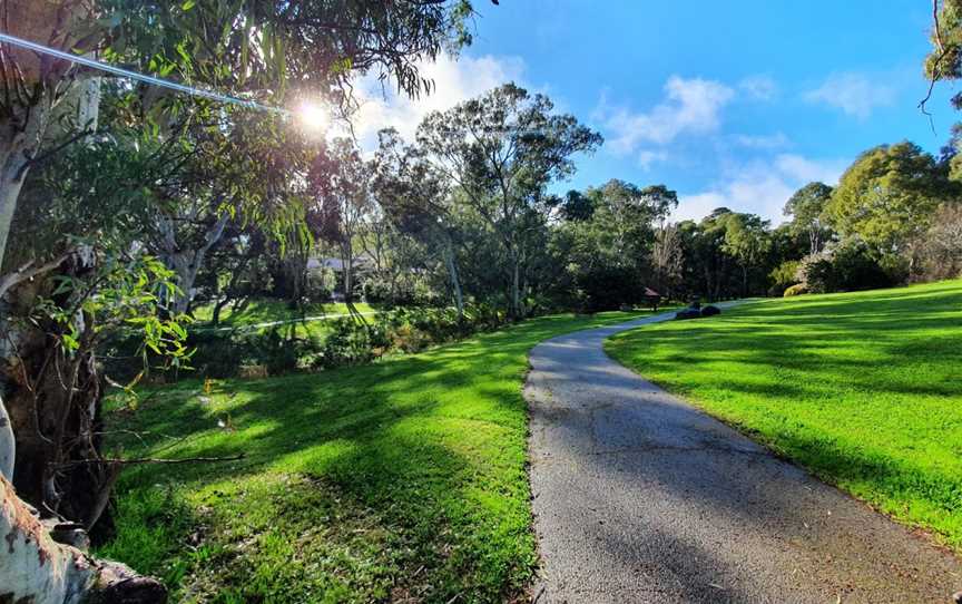 Thalassa Park, Aberfoyle Park, SA