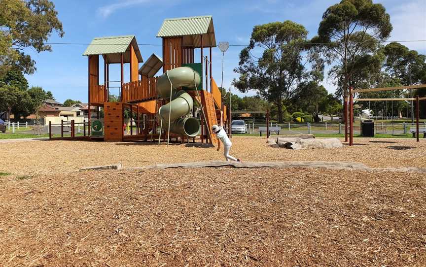 Gunns Road Reserve, Endeavour Hills, VIC