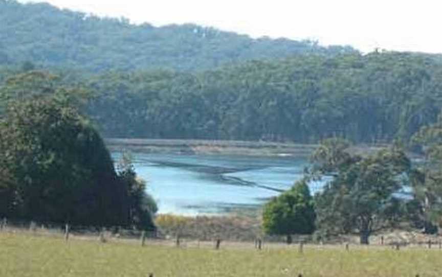 Konongwootong Reservoir, Coleraine, VIC