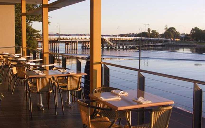 Redmanna Waterfront Restaurant, Food & Drink in Mandurah