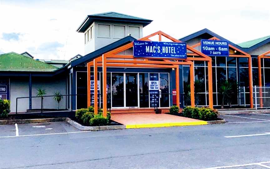 Mac's Hotel, Melton, VIC