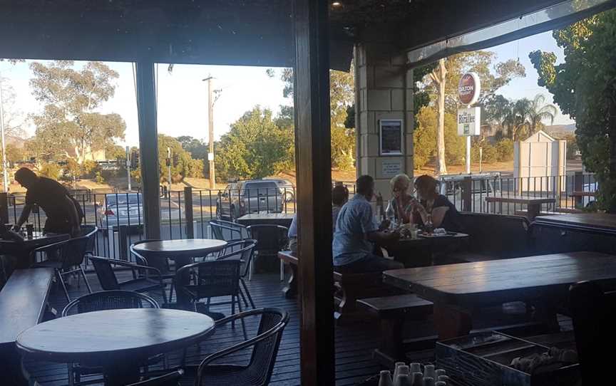 Birallee Tavern, West Wodonga, VIC