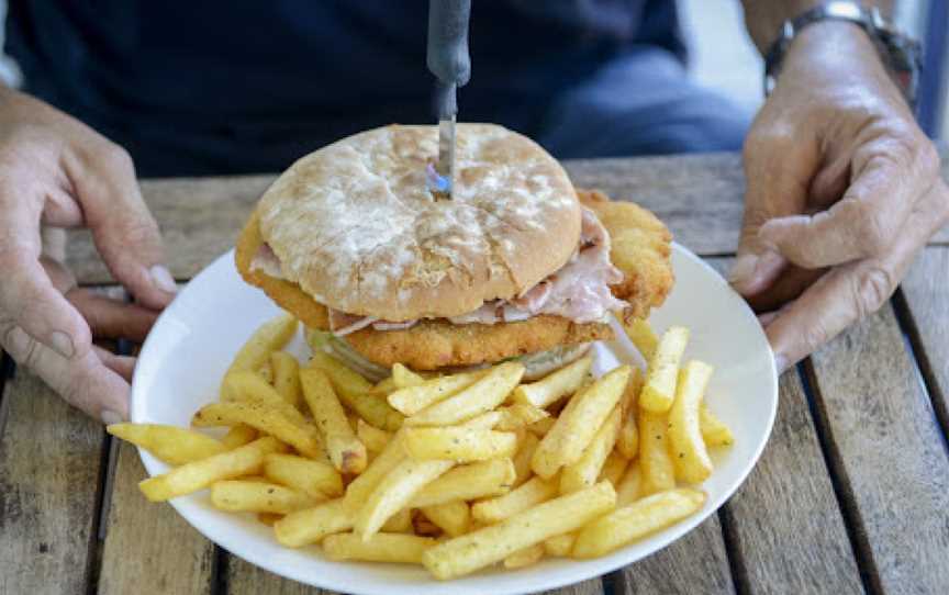 Pelican Shores Café and Marina, Sussex Inlet, NSW