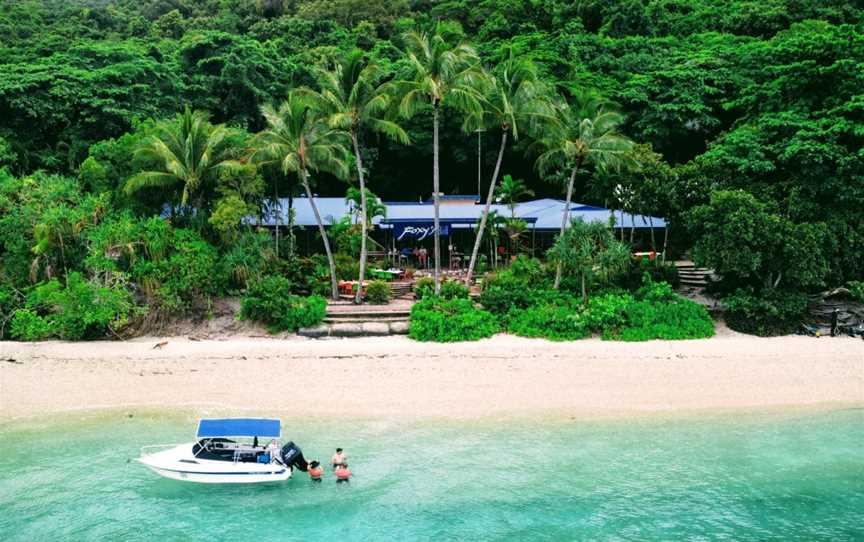 Foxy's Bar Fitzroy Island, Fitzroy Island, QLD