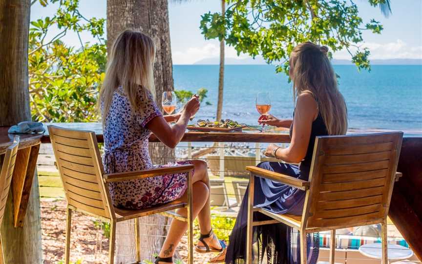 Northerlies Beach Bar & Grill - Airlie Beach, Woodwark, QLD