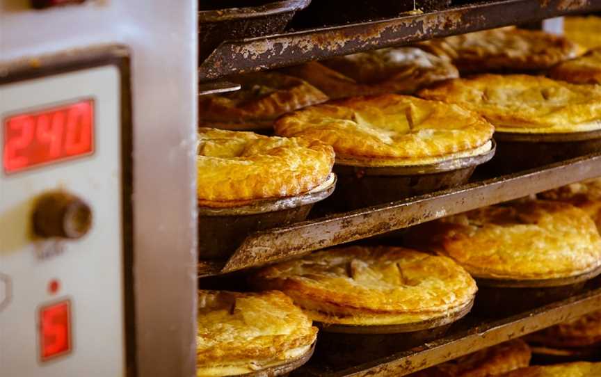 Gisler's Roadside Pie Cafe, Burbank, QLD