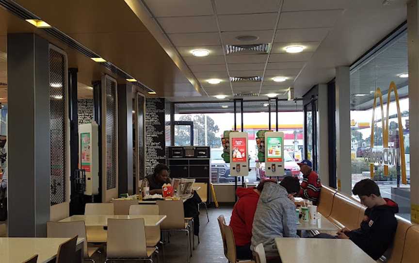 McDonald's, Mill Park, VIC