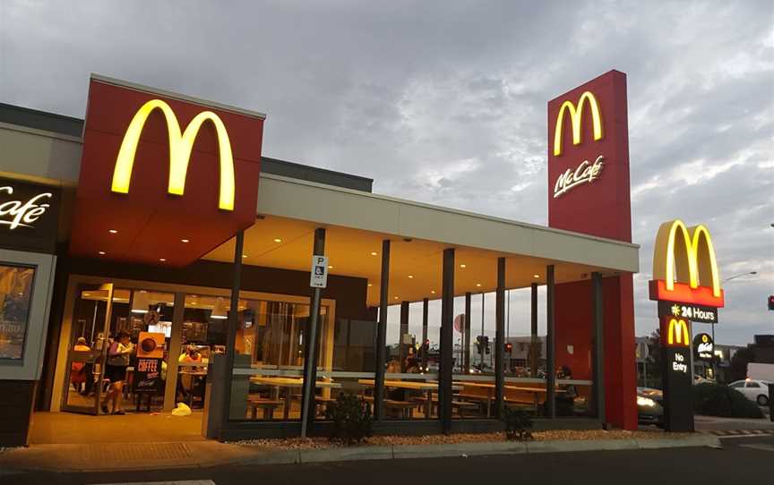 McDonald's Derrimut Village, Derrimut, VIC