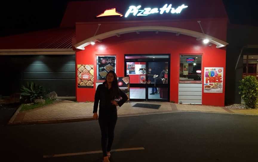 Pizza Hut Toowoomba Dine In, Kearneys Spring, QLD