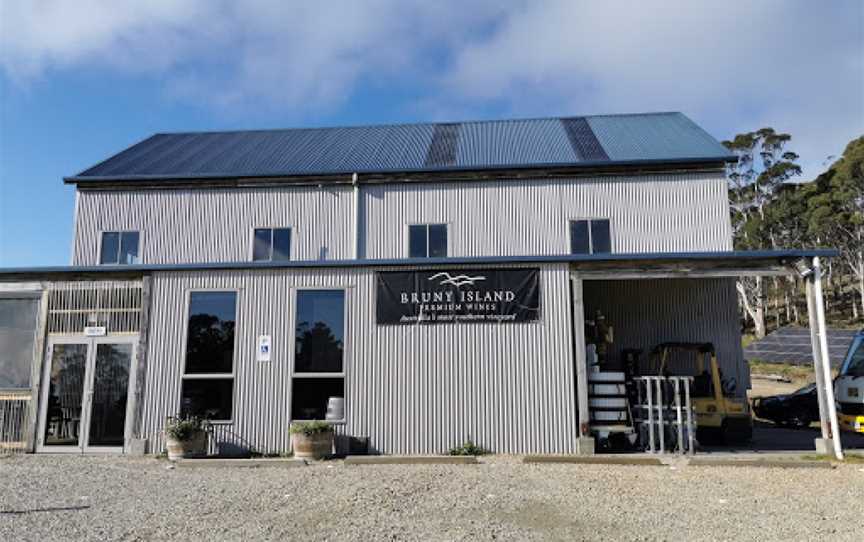 Bruny Island Premium Wines, Lunawanna, TAS