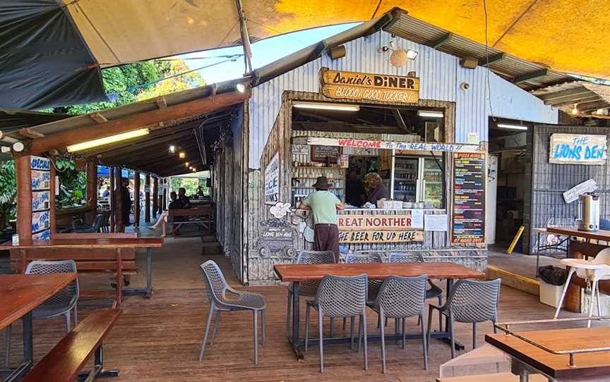 Lions Den Hotel, Rossville, QLD