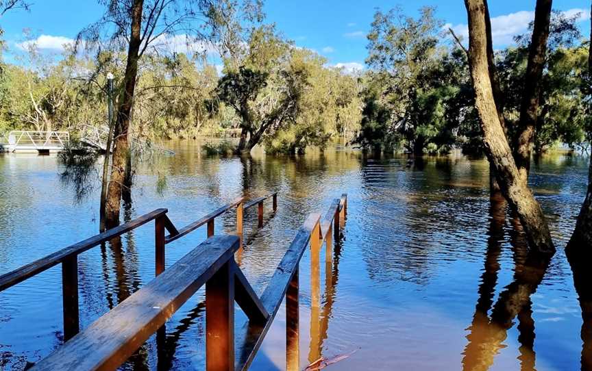 Mandoon Estate, Caversham, WA