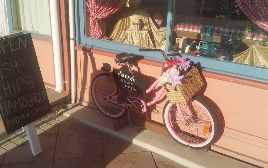 Billy Beau's Café, Pimlico, QLD