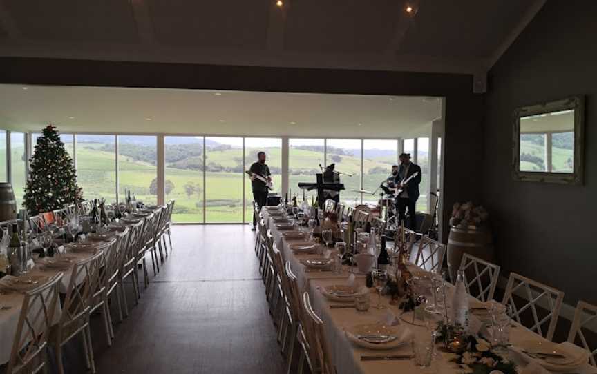 Crooked River Wines - Winery - Cellar Door - Restaurant - Wedding Venue, Gerringong, NSW