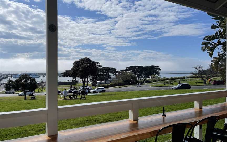 Edina Waterfront Cafe, Portarlington, VIC