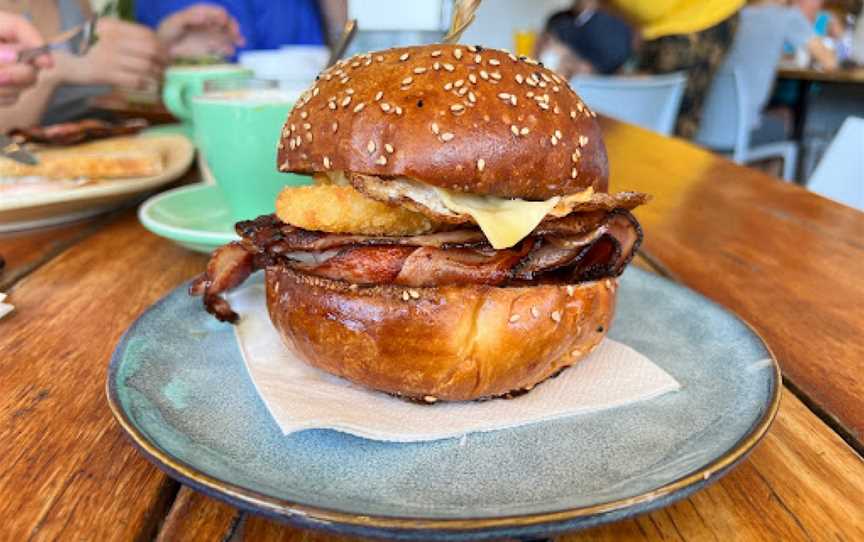 High Tide Bar, Grill & Cafe, Mudjimba, QLD