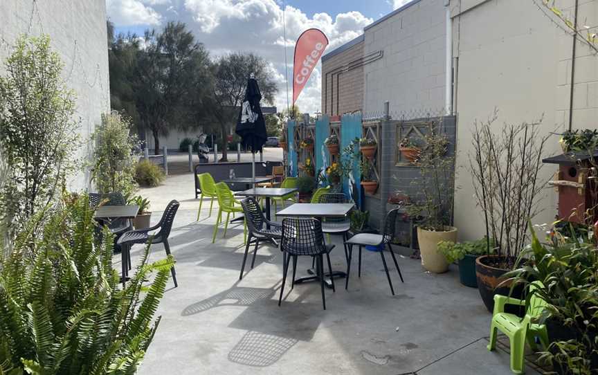 PaintsVille Art Cafe, Paynesville, VIC