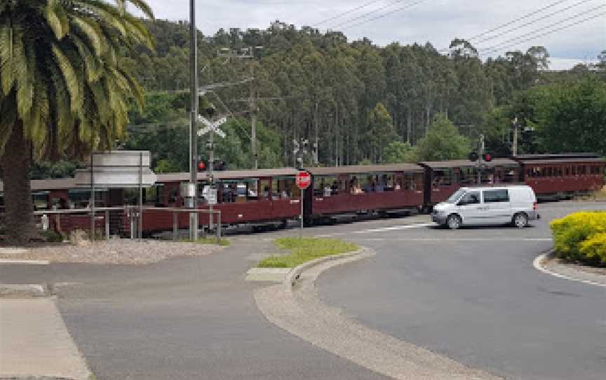 The Black Cockatoo Pizza Cafe, Cockatoo, VIC