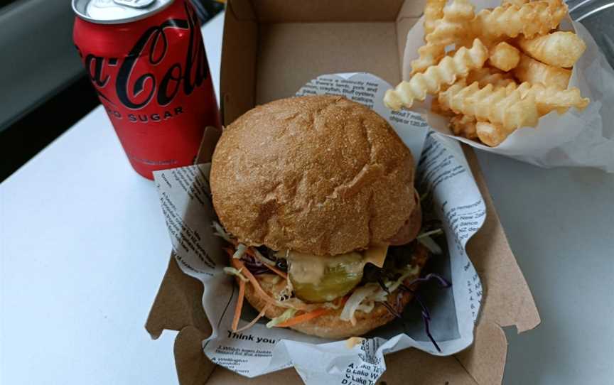 Birkdale Takeaways & county fried chicken, Beach Haven, New Zealand