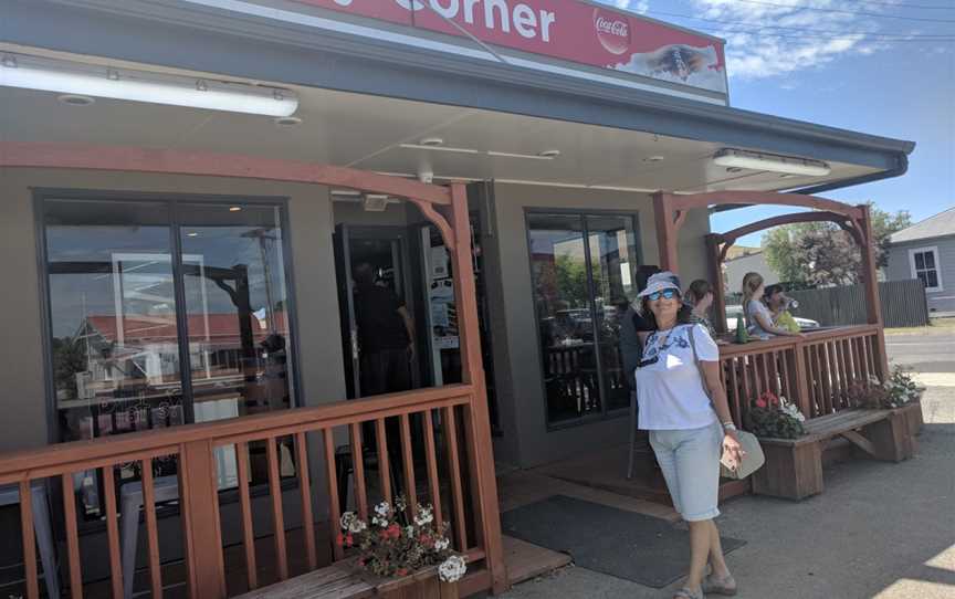 Cosy Corner Cafe, Seddon, New Zealand