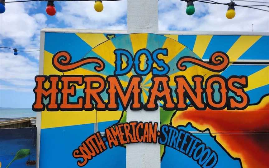 Dos Hermanos, Orewa, New Zealand