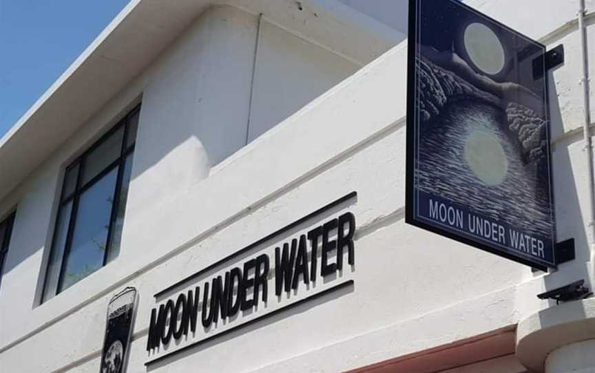 Moon Under Water, Somerfield, New Zealand