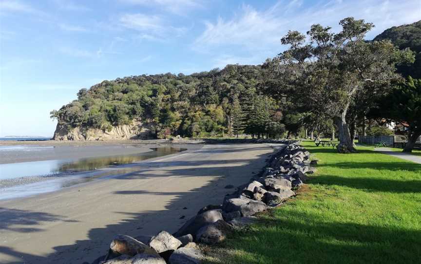 Sugarloaf Beach Bar, Waiwera, New Zealand