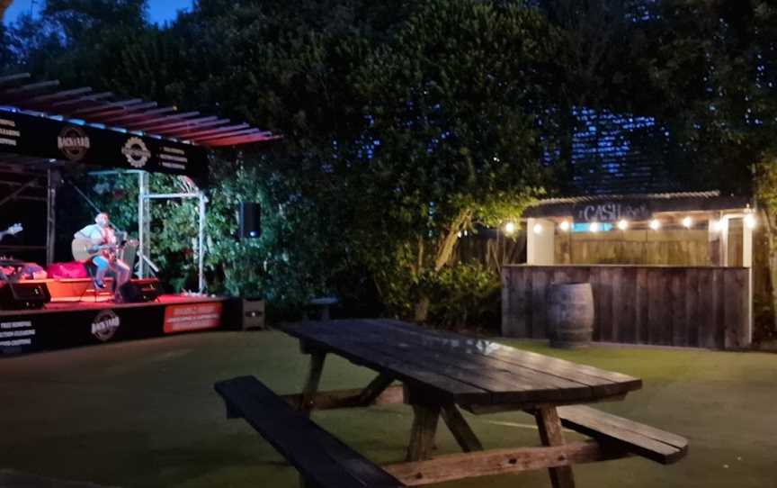 The Backyard Gastropub, Whatawhata, New Zealand