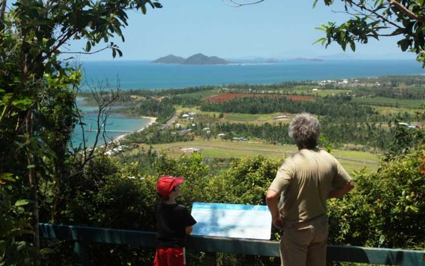 Clump Mountain National Park, Garners Beach, QLD