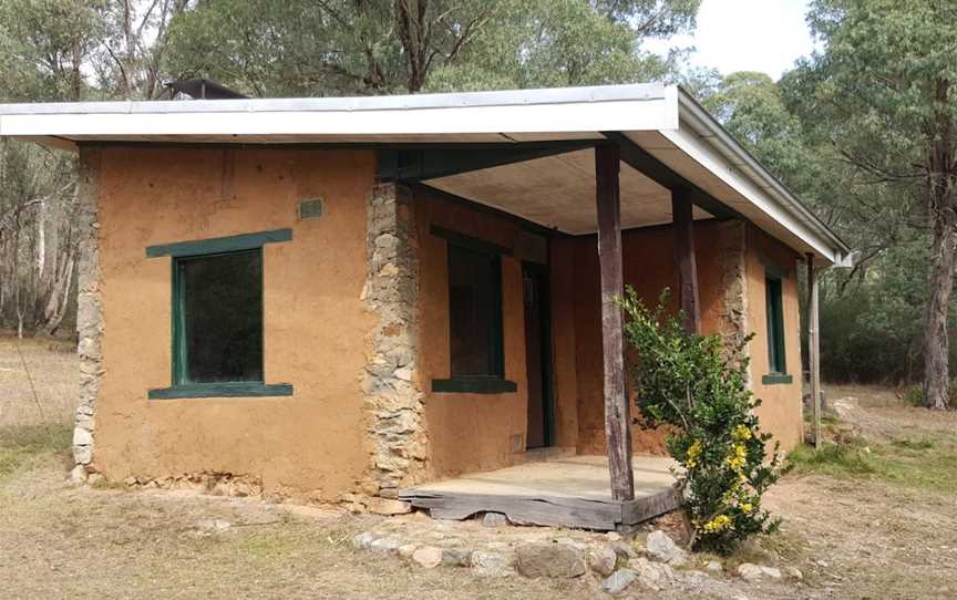 Major Clews Hut Walking Track, Khancoban, NSW