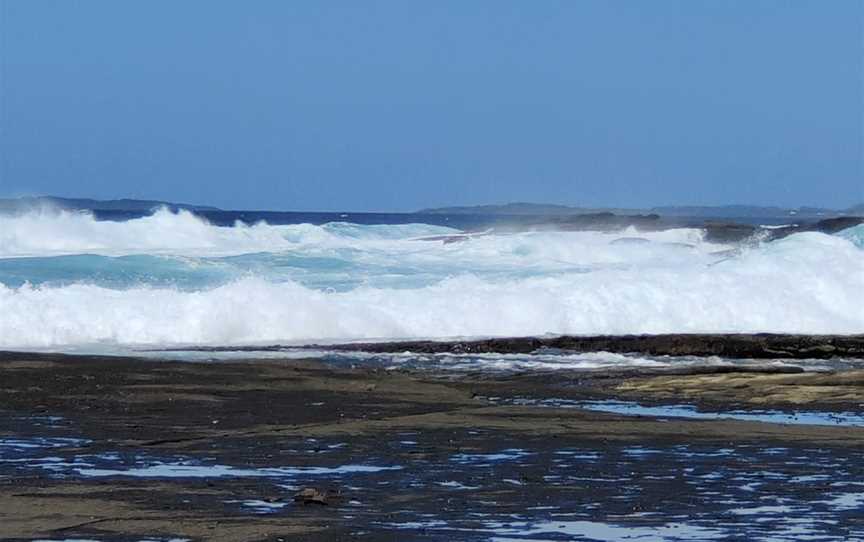 Pot Holes Beach, Dolphin Point, NSW