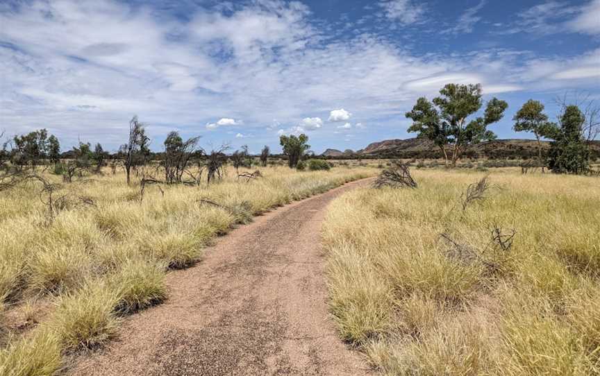 Simpsons Gap Bicycle Path, Flynn, NT