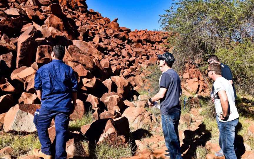 Murujuga Rock Art Cultural Experience, Tours in Karratha