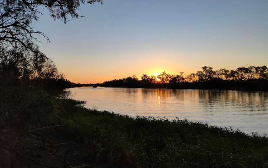 Outback Aussie Tours, Longreach, QLD