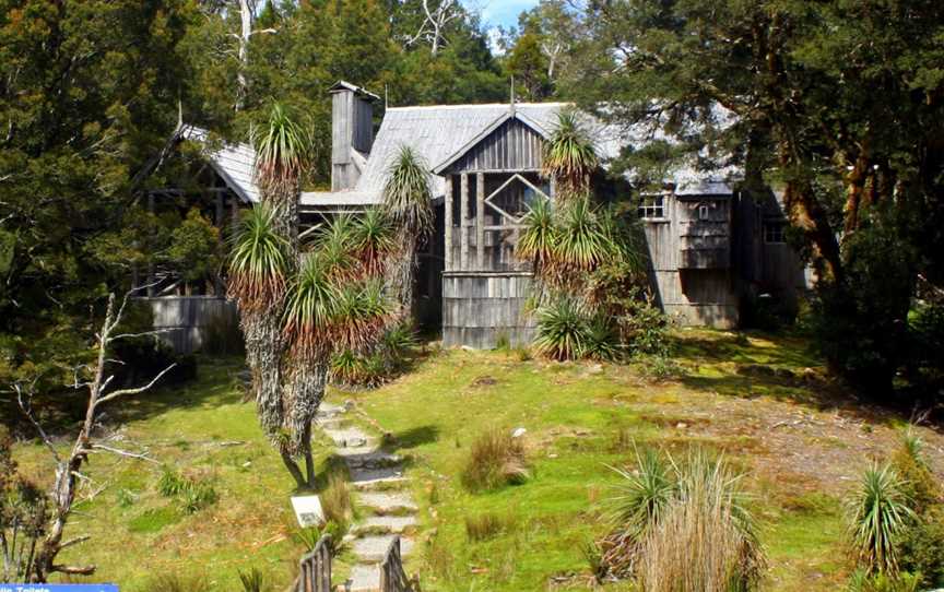 Cradle Mountain Huts Walk by Tasmanian Walking Company, Hagley, TAS