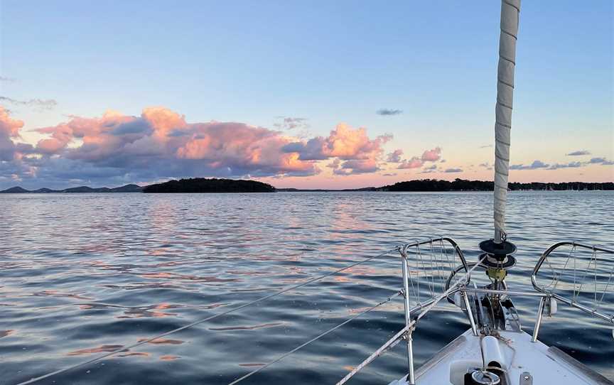 Blue Water Sailing, Corlette, NSW