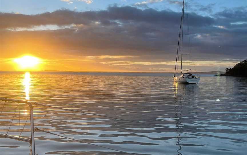 Blue Water Sailing, Corlette, NSW