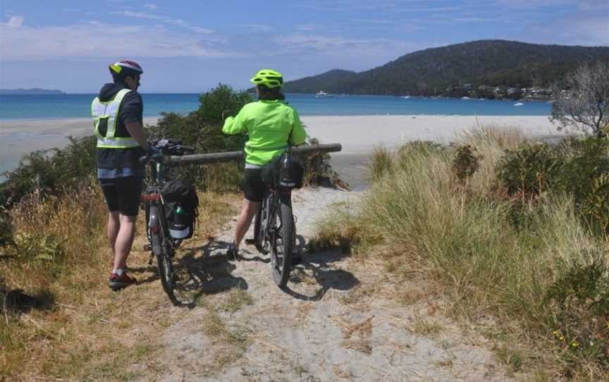 Cycle Bruny Island, Bruny Island, TAS