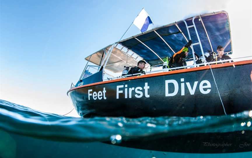 Feet First Dive, Nelson Bay, NSW