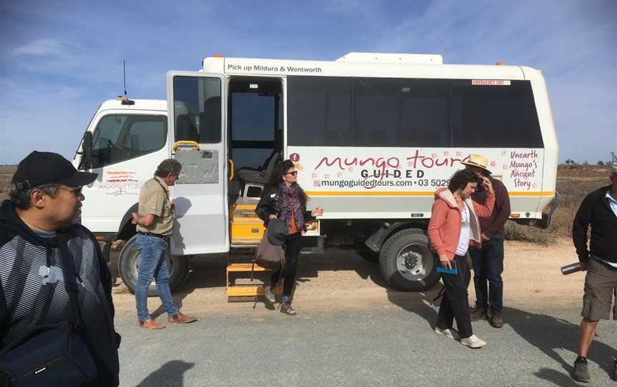 Mungo Guided Tours, Arumpo, NSW