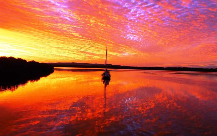 M.V. Noosa Queen, Tewantin, QLD